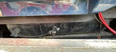 Kenworth T680 Air Tank