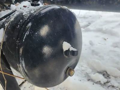 Kenworth T680 Air Tank