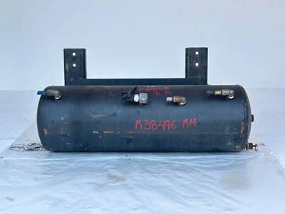 Kenworth T880 Air Tank