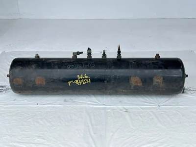 Kenworth T880 Air Tank