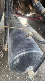 Kenworth T880 Air Tank