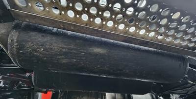 Kenworth T880 Air Tank