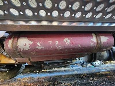 Kenworth W900 Air Tank