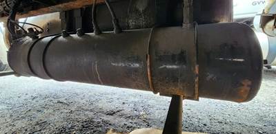 Kenworth W900 Air Tank