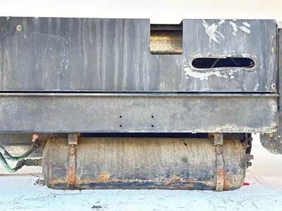 Kenworth W900 Air Tank