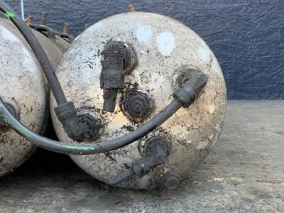 Mack Anthem Air Tank