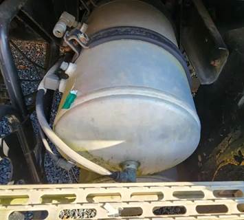 Mack CH613 Air Tank