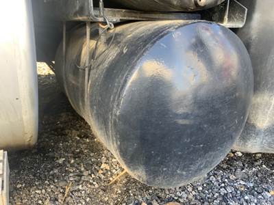 Mack Granite CV713 Air Tank for a 2003 Mack CV713 Granite