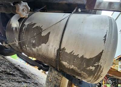 Mack Granite CV713 Air Tank for a 2006 Mack CV713 Granite