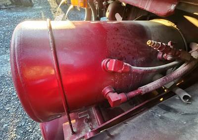 Mack Granite CV713 Air Tank for a 2007 Mack CV713 Granite
