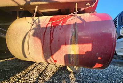 Mack Granite CV713 Air Tank for a 2007 Mack CV713 Granite