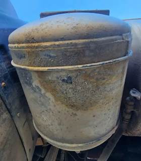 Mack Granite CV713 Air Tank for a 2005 Mack CV713 Granite