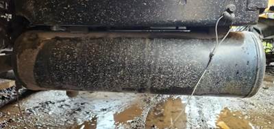 Mack Granite GU533 Air Tank for a 2018 Mack GU533