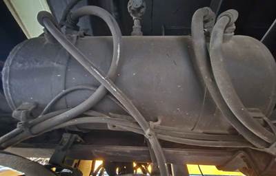 Mack Granite GU533 Air Tank for a 2018 Mack GU533