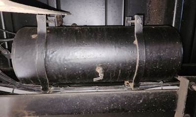 Mack MC688FC Air Tank