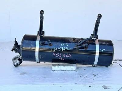 Mack Pinnacle CXU612 Air Tank for a 2015 Mack CXU612