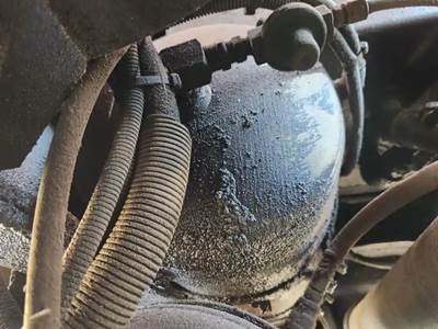 Mack RD688S Air Tank