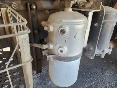 Mack RD688S Air Tank