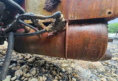 Peterbilt 320 Air Tank