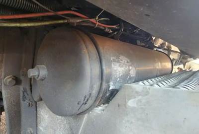 Peterbilt 330 Air Tank