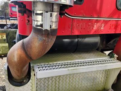 Peterbilt 335 Air Tank