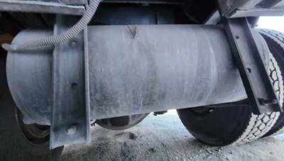 Peterbilt 337 Air Tank