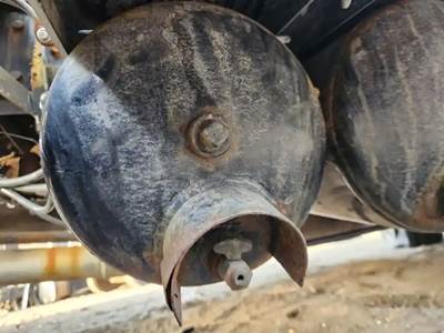 Peterbilt 348 Air Tank