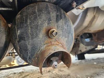 Peterbilt 348 Air Tank
