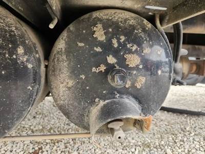 Peterbilt 348 Air Tank