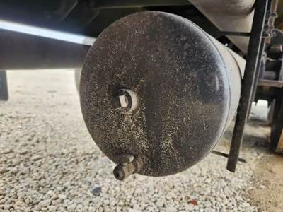 Peterbilt 348 Air Tank