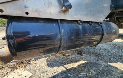Peterbilt 348 Air Tank