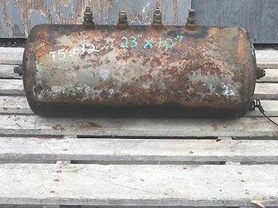 Peterbilt 357 Air Tank