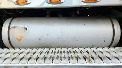 Peterbilt 357 Air Tank