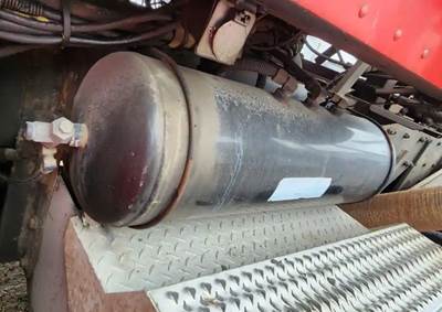 Peterbilt 378 Air Tank