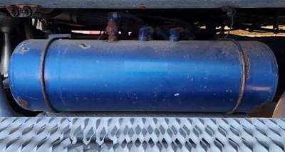 Peterbilt 378 Air Tank