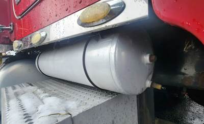 Peterbilt 379 Air Tank