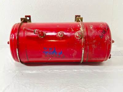 Peterbilt 384 Air Tank