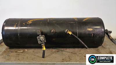 Peterbilt 385 Air Tank