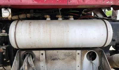 Peterbilt 385 Air Tank
