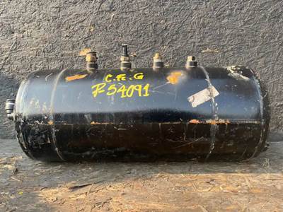 Peterbilt 388 Air Tank
