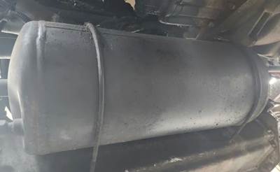 Peterbilt 389 Air Tank