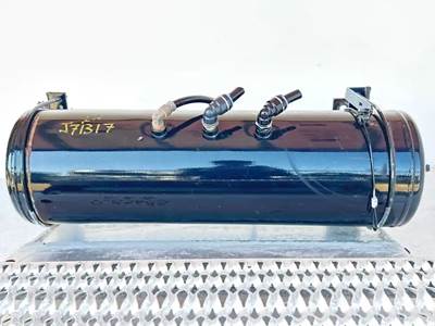 Peterbilt 567 Air Tank