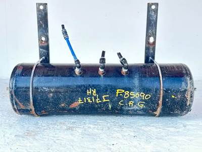 Peterbilt 567 Air Tank