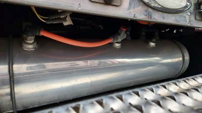 Peterbilt 567 Air Tank