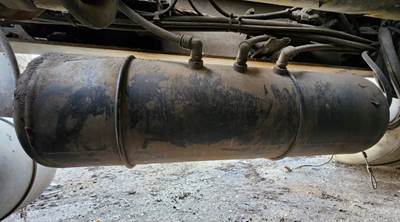 Peterbilt 567 Air Tank