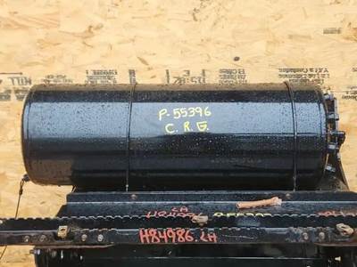 Peterbilt 579 Air Tank
