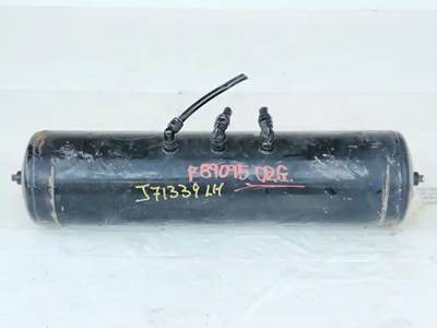 Peterbilt 579 Air Tank