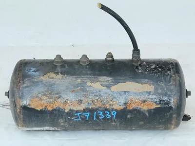 Peterbilt 579 Air Tank