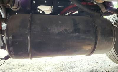 Peterbilt 579 Air Tank