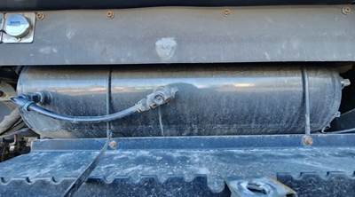 Peterbilt 579 Air Tank